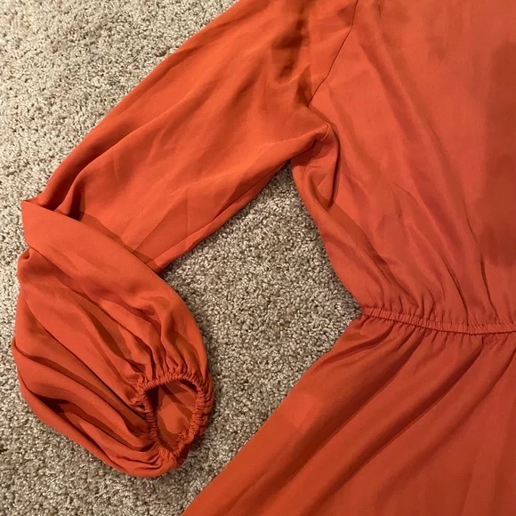 NEW with tags: Rust Orange Long-Sleeve Romper- Size Small - Picture 4 of 6